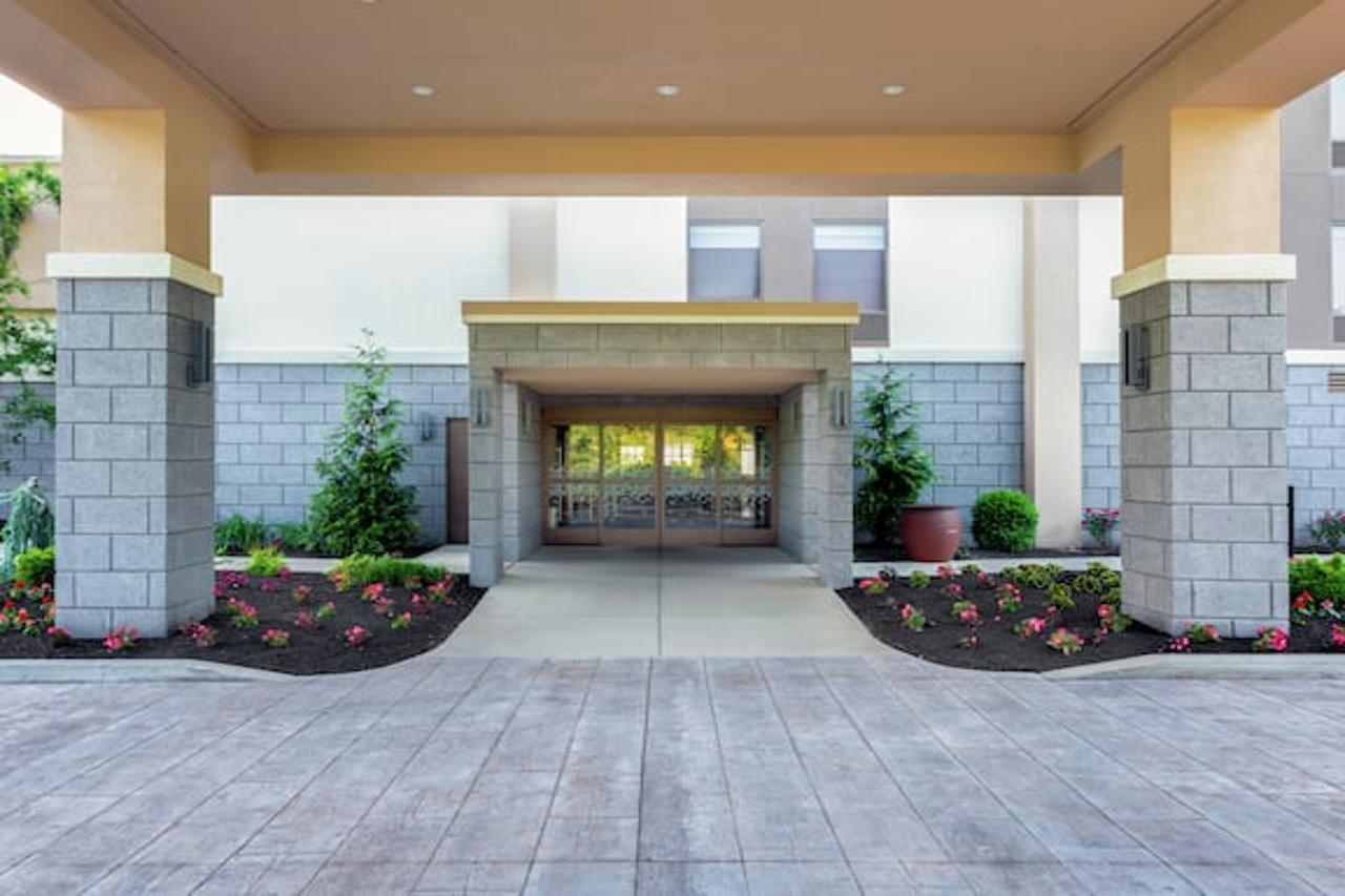 Hampton Inn Bedford Exterior foto